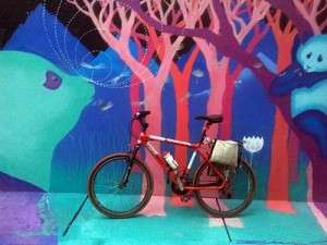 Fotografias de bicicleta e arte de rua em São Paulo