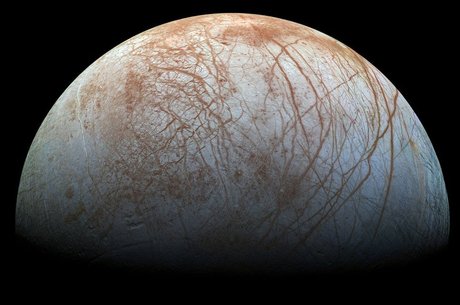 Lua de Júpiter vira aposta de cientistas na busca por vida extraterrestre no Sistema Solar